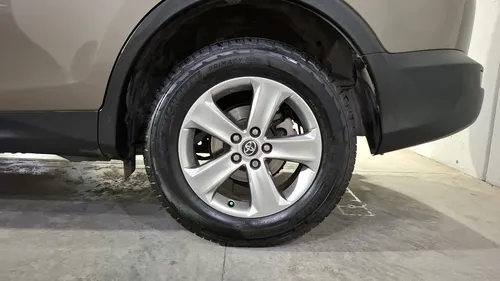 Toyota RAV4 2.5 Le At