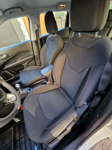 Imagen 9 de 25 de Jeep Compass 2020 2.4 Sport