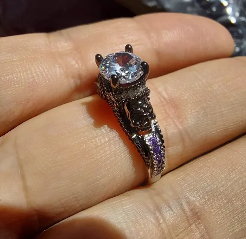 Anillo de compromiso outlet de calavera