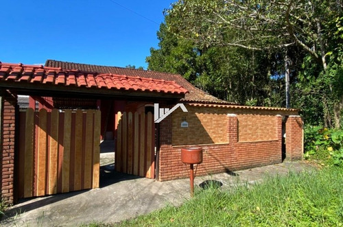 Imagem 1 de 14 de Ótima Casa Em Itanhaém Lado Serra 600 Mts Da Rodovia 4 Vagas