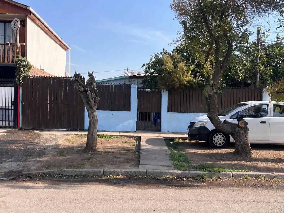 Imagen 1 de 10 de Se Vende Casa En Villa Francia, Estación Central