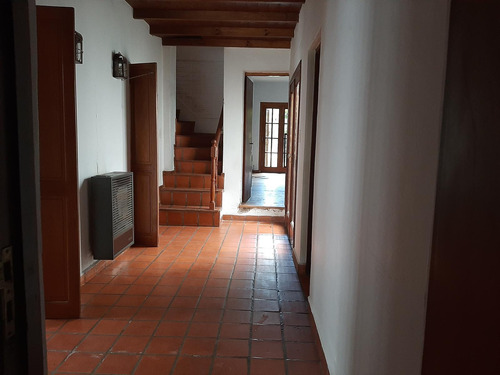 Venta Casa 5 Ambientes Centro De Lujan