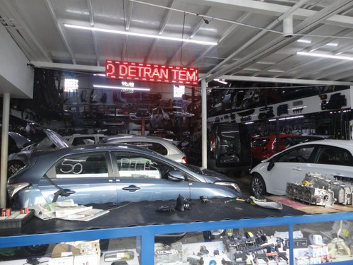 Vw Gol 1.6 Sucata Motor ,cambio, Peças,rodas E Acabamentos