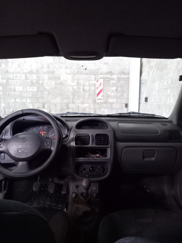 Imagen 8 de 10 de Renault Clio 2 1.9 Rnd Aa Pack Funcionando Año 2003