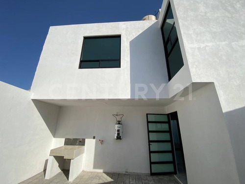 Casa Nueva En Venta, 3 Recámaras, 6km Apizaco Centro Tlaxcala