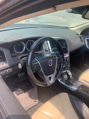 Volvo XC60 2.0 T5 R-design 5p