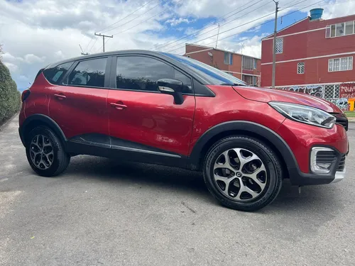 Renault Captur 2.0 Intens Automática