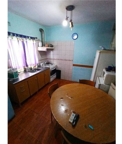 Venta Casa En Planta Alta Sobre Av. San Martin