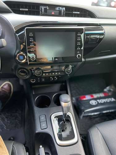 Imagen 11 de 25 de Toyota Hilux 2022 2.8 Cd Srx 177cv 4x4 At Madero Motors