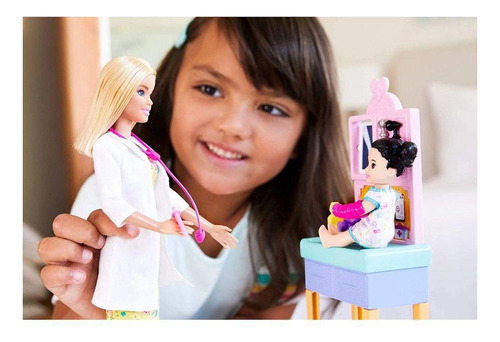 Examen de radiografía pediátrica para rubias de Barbie Medica