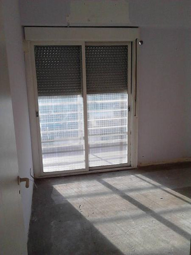 3 Ambientes Con Balcon Cerca Del Subte Linea A