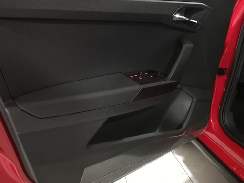Imagen 14 de 15 de Seat Arona 2021 1.6 Style Tiptronic