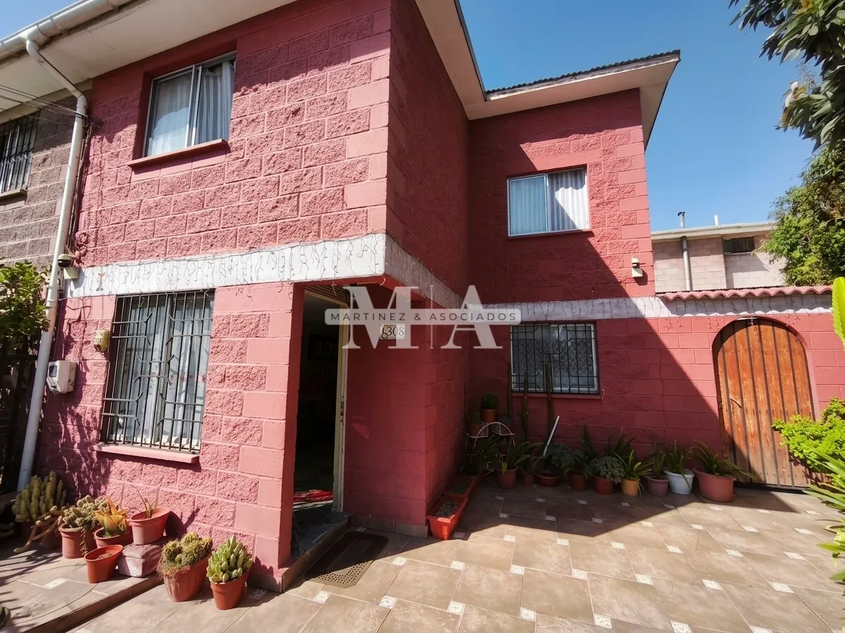 Imagen 3 de 29 de Venta Casa 3d/1b + 8 Ambientes + Estacionamiento Casas Vi