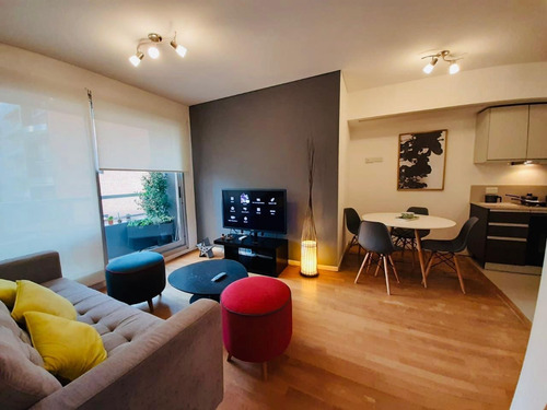 Departamento 2 Ambientes 5º En Cañitas, Excelente Estado!!