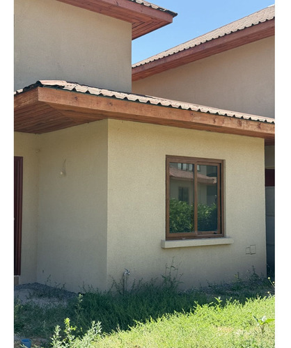 Casa 116m2 En Amplios Terrenos De 300m2! Dcto 200uf! - Anexa