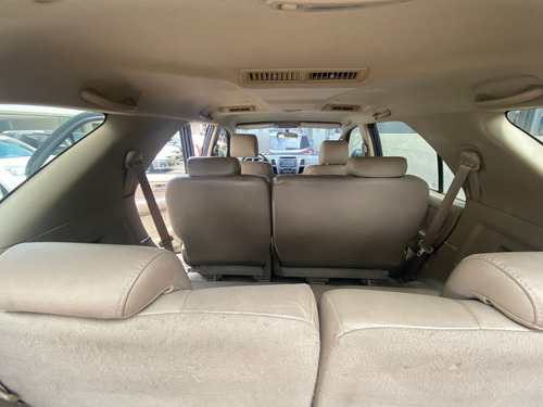 Imagen 8 de 8 de Toyota Fortuner 2.7l 4x2