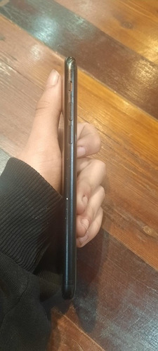 Imagen 5 de 8 de Celular iPhone 7 (usado), Batería Al 74%, Pequeños Detalles.