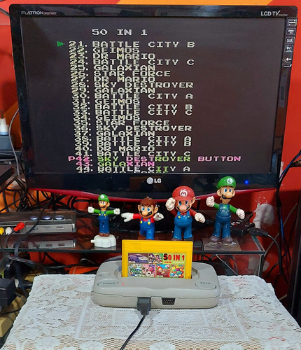 50 Em 1 Games Dynavision, Dynacom, Famicom, Polystation Leia (Usado)