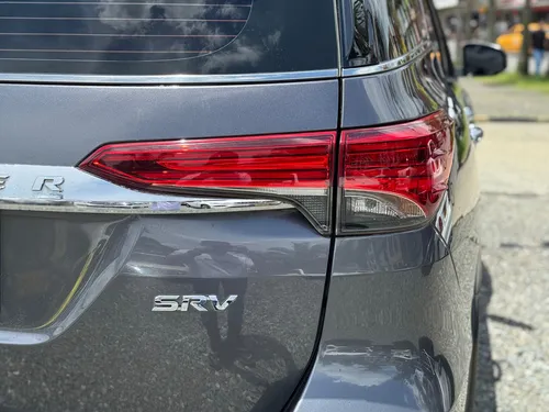 Toyota Fortuner 2.7 SRV