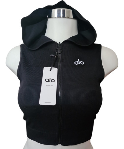 Blusa Cierre Al Frente Con Gorro