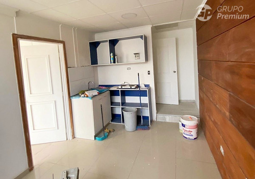 Local Comercial Funcionando En Venta / Inversión / Stgo.