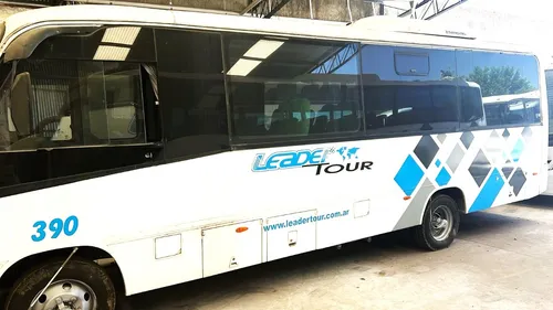 Mercedes Benz Lo915 Minibus Comil 24 Pasajeros / 179.000 Kms