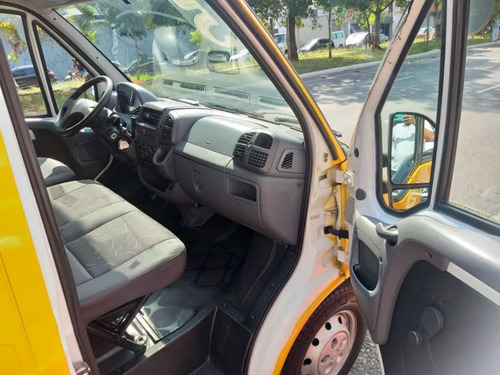 Imagem 6 de 9 de Peugeot Boxer