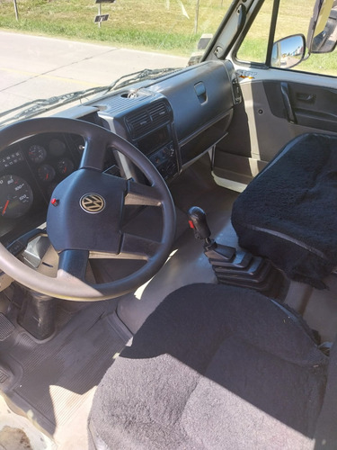 Volkswagen 17 220