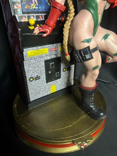 Cammy Arcade Estatueta 33 Cm Altura