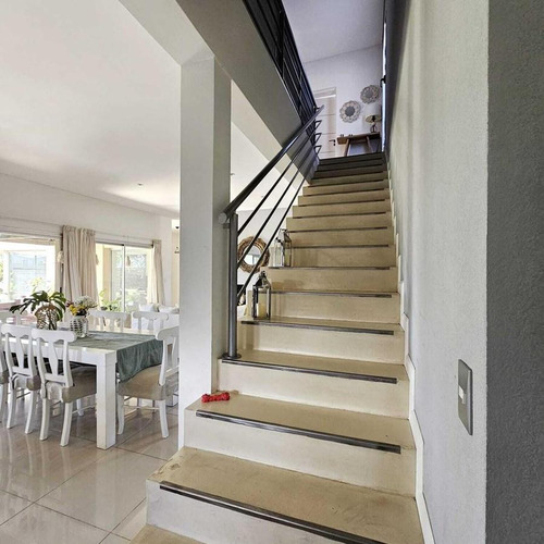 Casa En Venta Ubicado En Barbarita, General Pacheco, Tigre