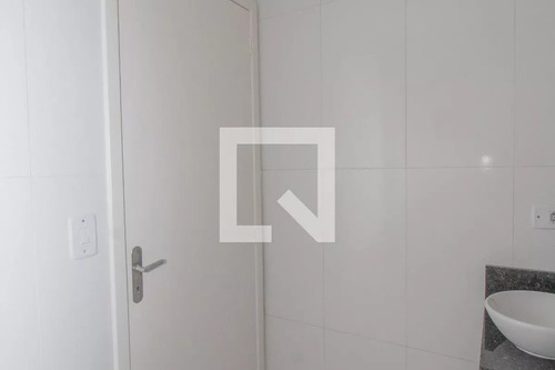 Apartamento Para Alugar Com 50m², 2 Quartos- Excelente Localização