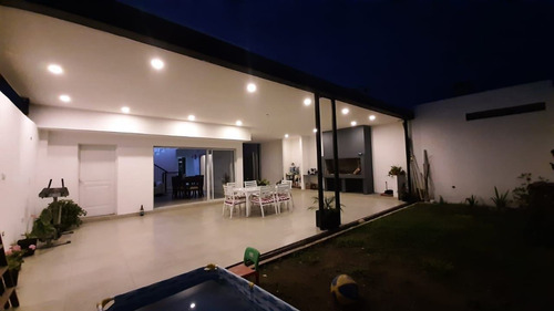 Casa Barrio Privado Alto Peru 3 Dormitorios