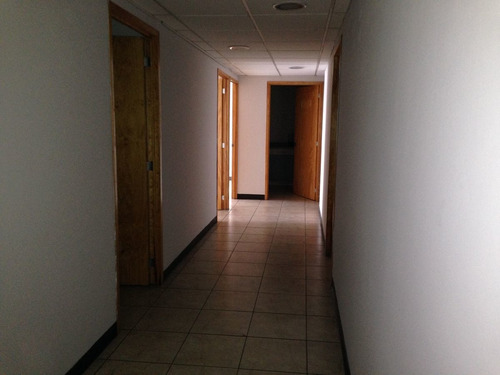 Imagen 11 de 16 de Renta Oficinas 300m Av Zaragoza Qro Cerca De 5 De Febrero