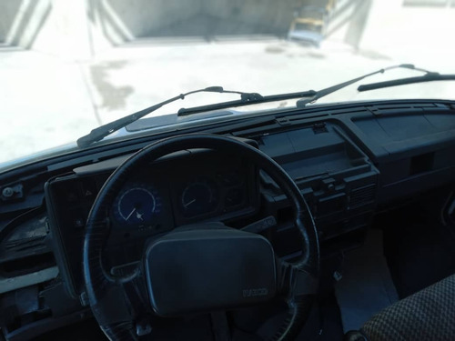 Imagen 9 de 12 de Iveco 6012 Daily Camion Cava