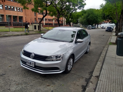 Volkswagen Vento 2.0 Advance 115cv 2015