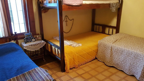 Excelente Casa En Venta 4 Ambientes En Longchamps