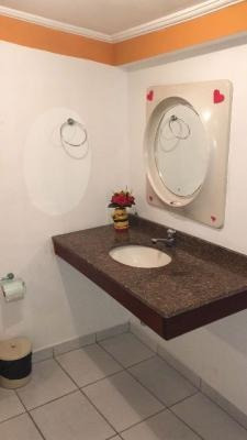 Excelente Pousada No Bairro Novaro Itanhaém/sp | 4168 Fr
