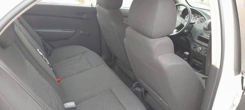 Imagen 13 de 15 de Chevrolet Aveo 2018