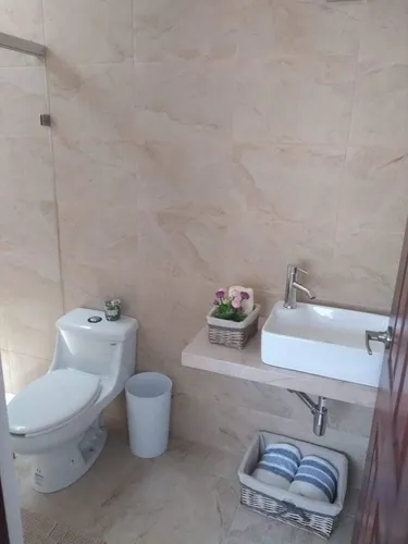 Venta Casa 3 Recamaras 1 En Planta Baja Acabados De Lujo, Alberca Palapa Y Asasores Todo A Una Hora De La Cdmx