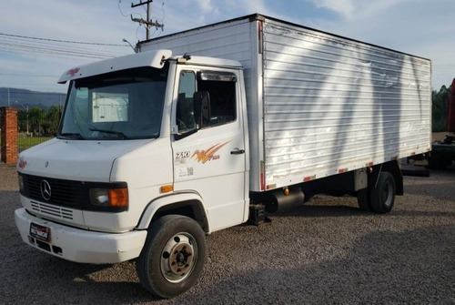 Imagem 1 de 15 de Mercedes Benz 710 - Baú 6.40m