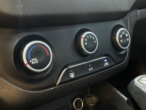 Hyundai Creta Action 1.6 Flex Automatico 2021 Completo Midia Rodas Top Linha