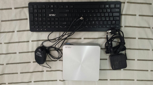 Imagen 1 de 5 de Computador Asus Vivopc Nuevo. Viene Sin Monitor