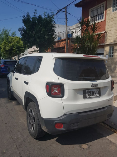 Jeep Renegade 1.8 Sport