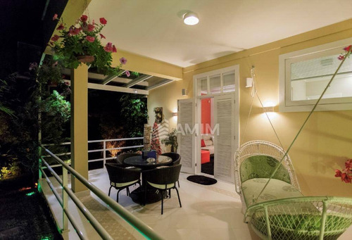 Linda Casa, Em Condomínio De Alto Padrão Em Itaipava, Exclusividade E Sofisticação. - Ca0818