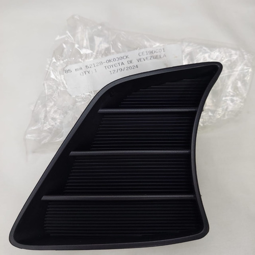 Tapa Parachoques Lh Hilux/kavak 2012 Al 2018, Original.