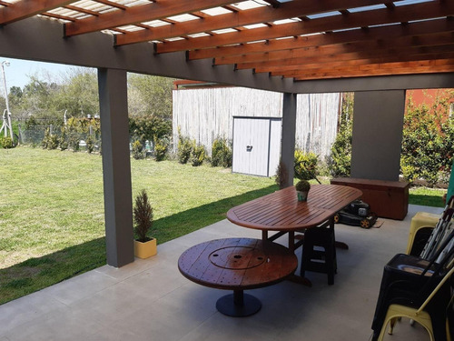 Se Vende Excelente Casa En Ruta 8 Ramal Pilar Km 56.500