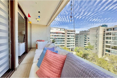 Moderno Departamento Seminuevo 1d 1b Las Condes
