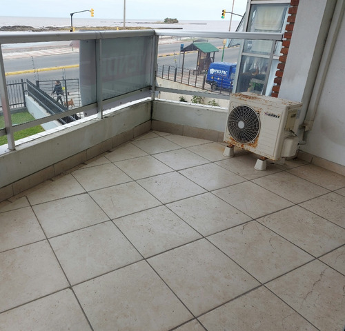 Imagen 3 de 16 de Venta Apartamento Sobre Rambla 3 Dormitorios Y Garaje