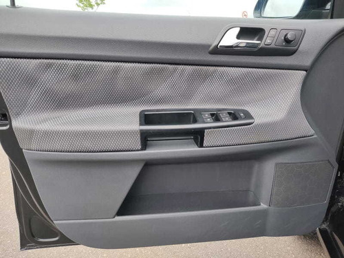 Imagem 14 de 15 de Volkswagen Polo 1.6 2011