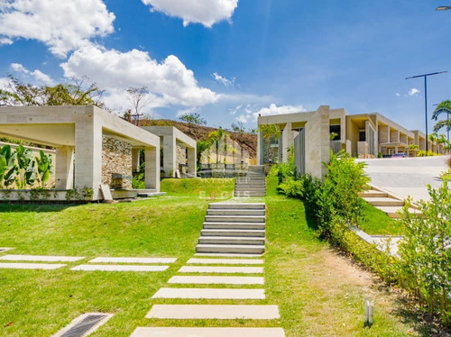Imagen 10 de 13 de Armando Ortunio Sky Group Townhouse A Estrenar Res Cumbre, Guataparo